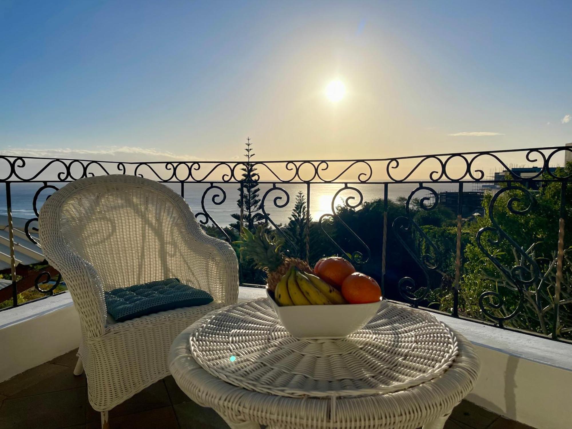 Sunset View Apartment Rivière Noire Екстериор снимка